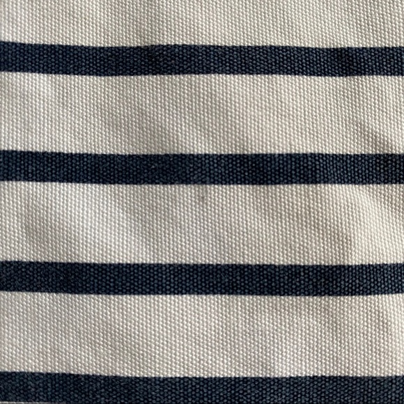 GAP STRIPED BEACH BAG / BACKPACK - Picture 14 of 16